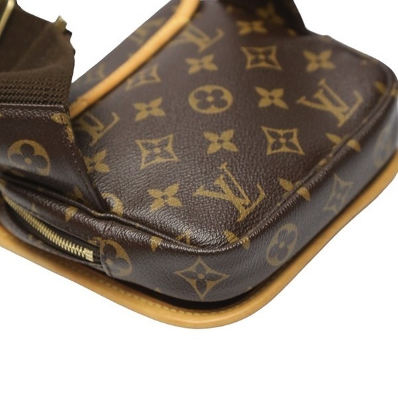 Louis Vuitton Monogram Bosphore Body Bag - Picture 7 of 13
